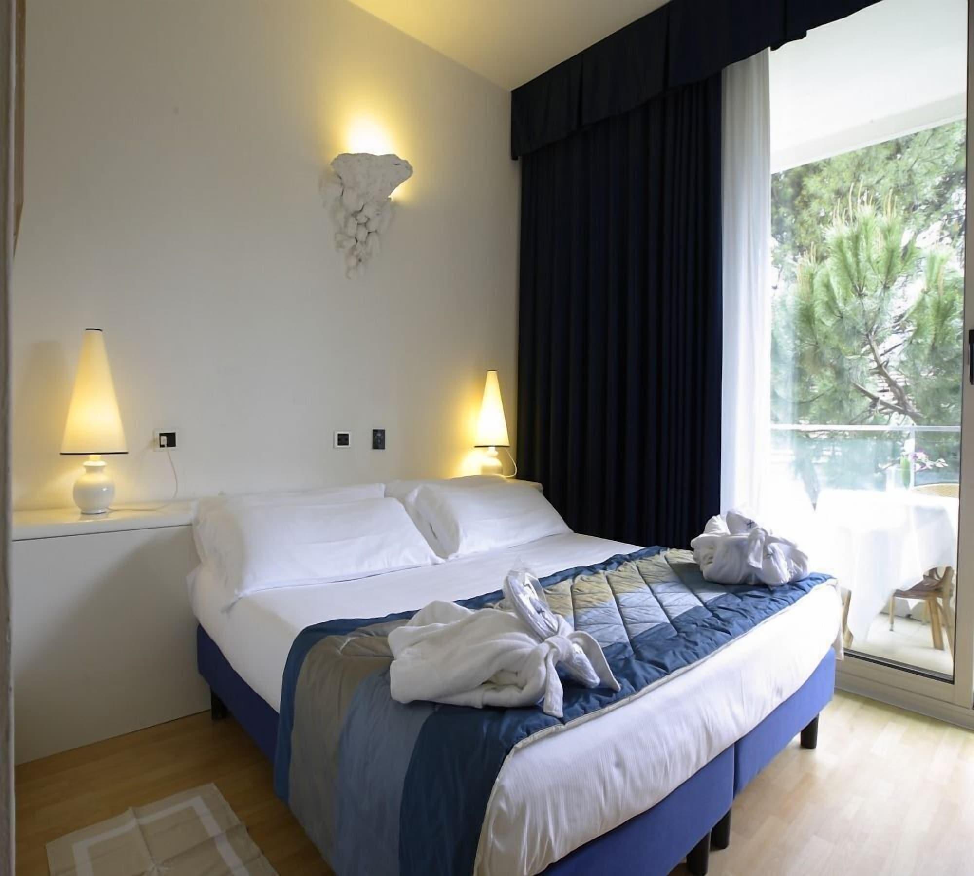 Hotel Luxor Rimini Dış mekan fotoğraf