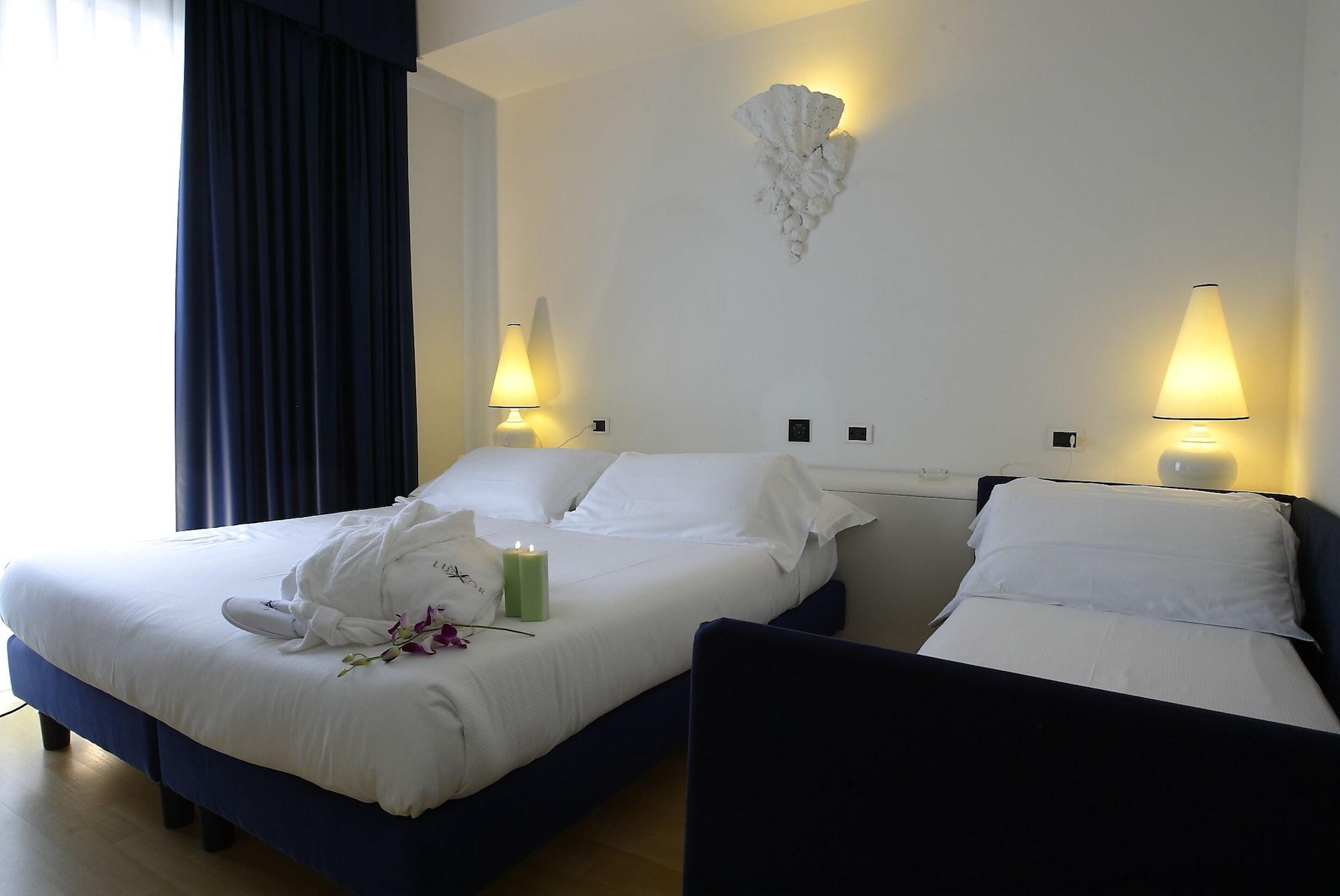 Hotel Luxor Rimini Dış mekan fotoğraf