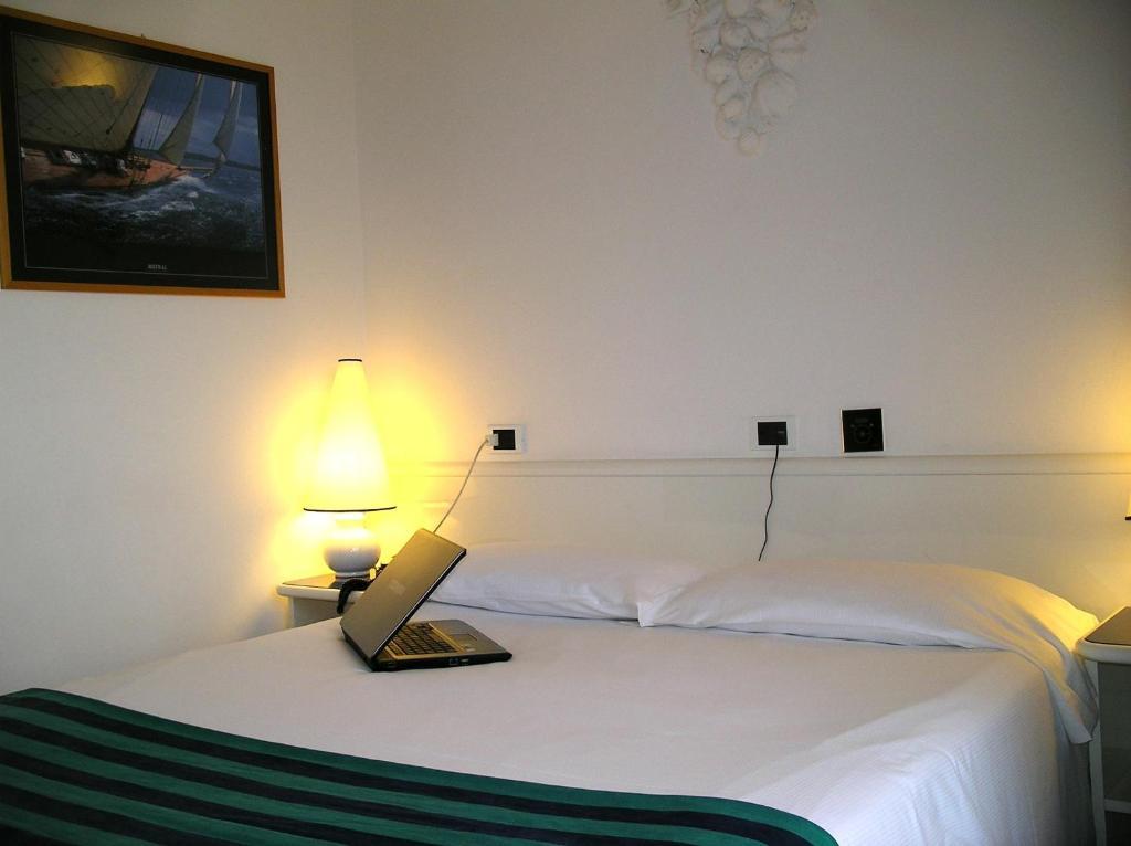 Hotel Luxor Rimini Dış mekan fotoğraf