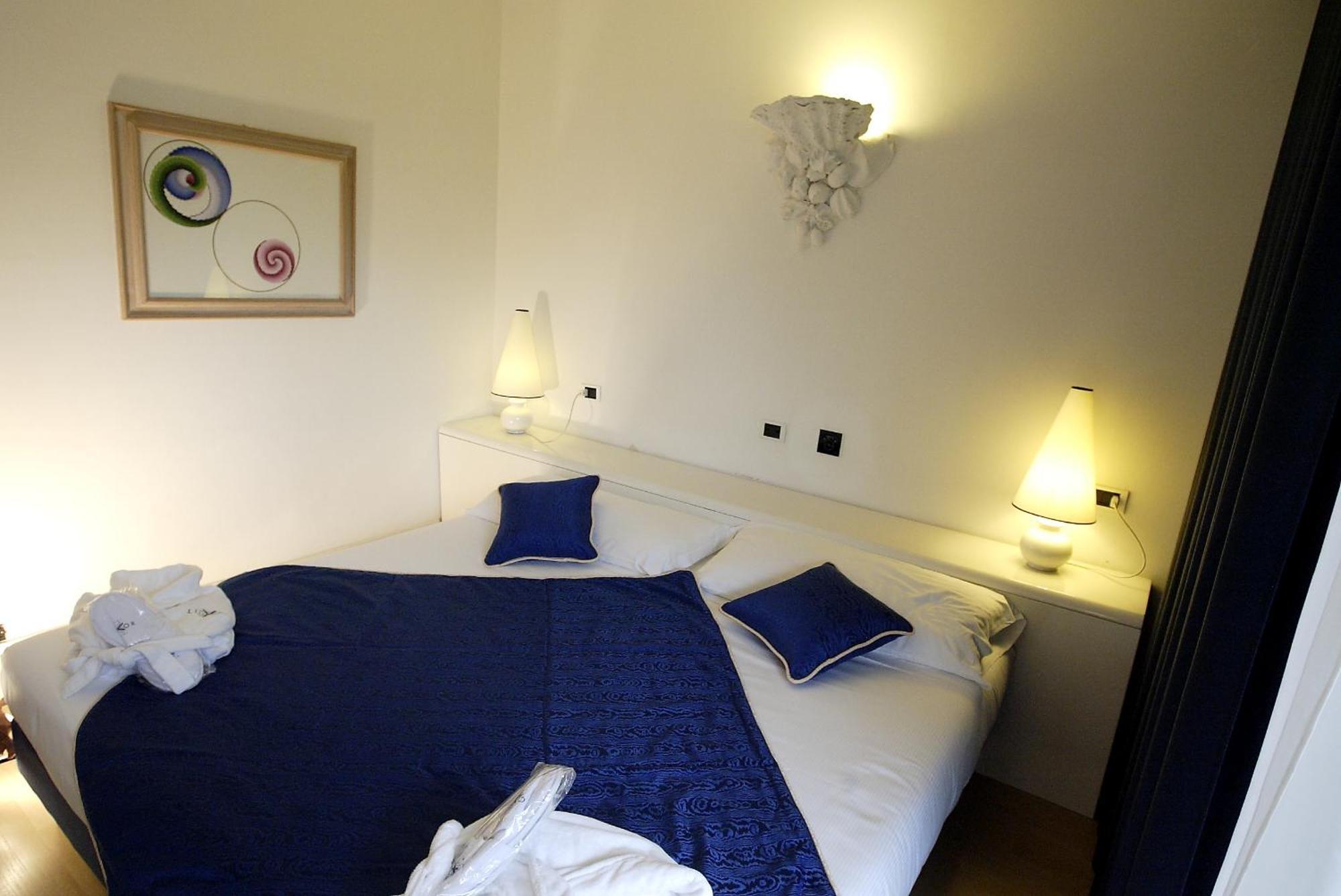 Hotel Luxor Rimini Oda fotoğraf
